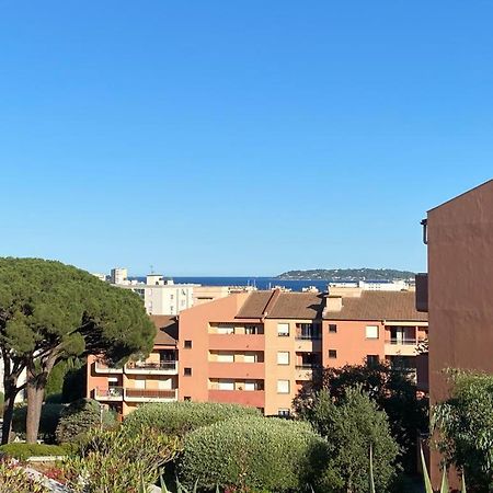 Appartement Vue Mer Avec Place De Parking Privee Sainte-Maxime Dış mekan fotoğraf