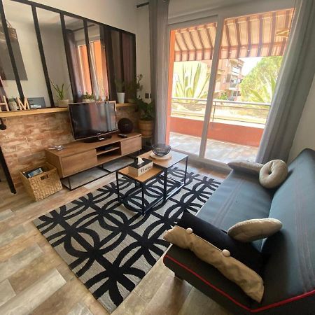 Appartement Vue Mer Avec Place De Parking Privee Sainte-Maxime Dış mekan fotoğraf