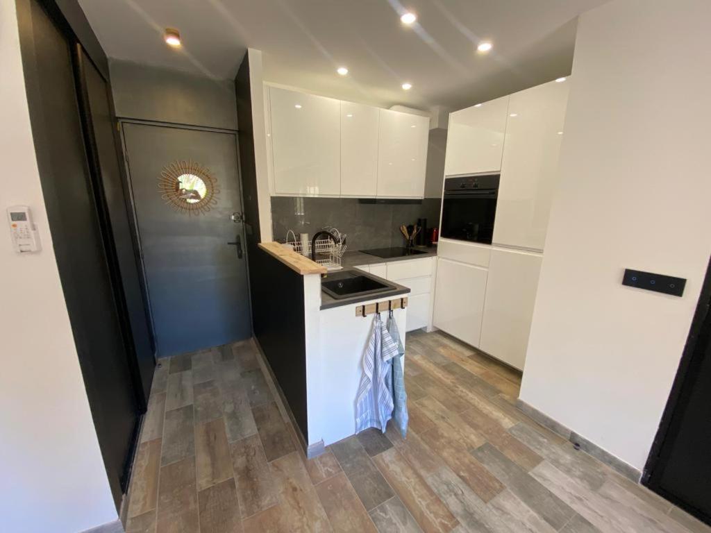 Appartement Vue Mer Avec Place De Parking Privee Sainte-Maxime Dış mekan fotoğraf