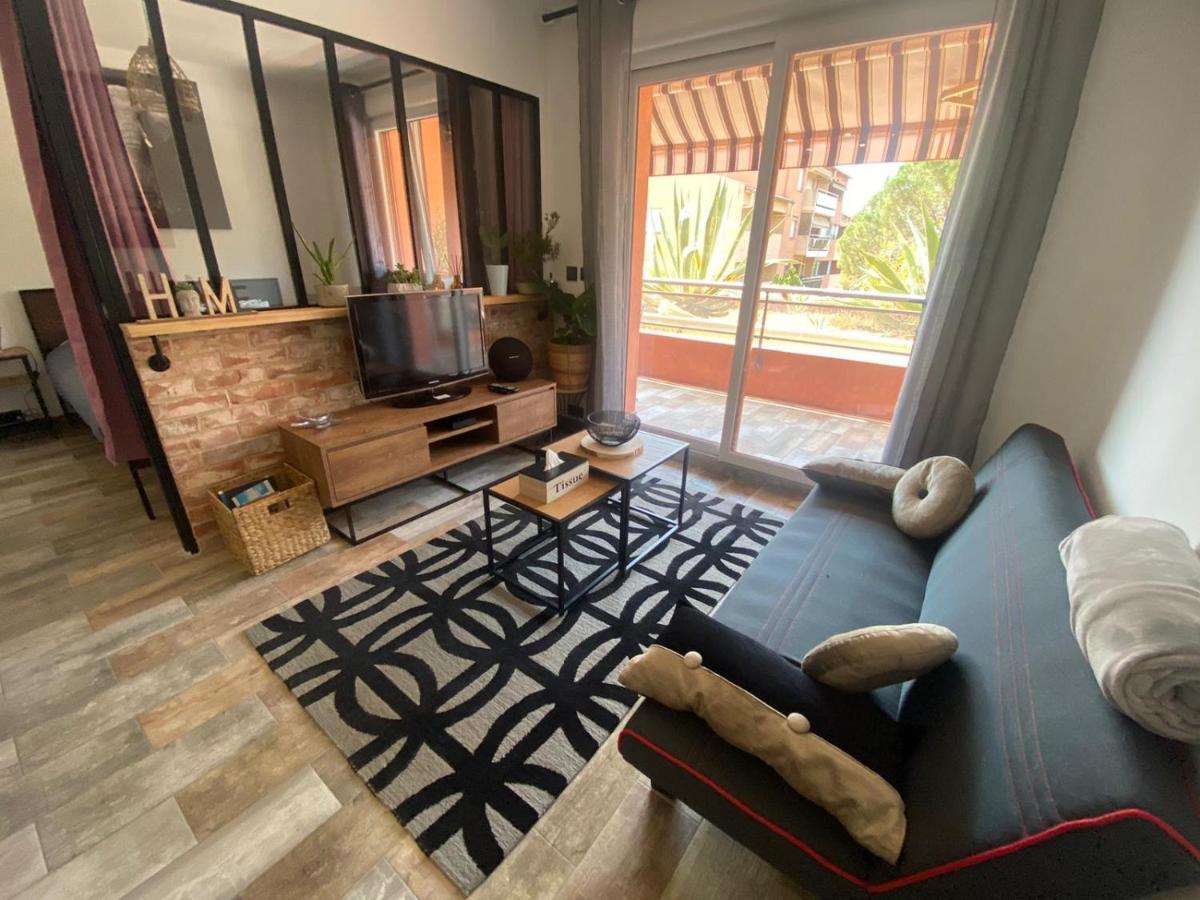 Appartement Vue Mer Avec Place De Parking Privee Sainte-Maxime Dış mekan fotoğraf