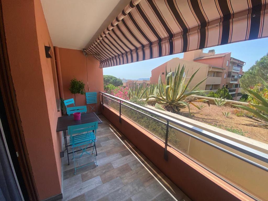 Appartement Vue Mer Avec Place De Parking Privee Sainte-Maxime Dış mekan fotoğraf