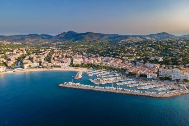 Appartement Vue Mer Avec Place De Parking Privee Sainte-Maxime Dış mekan fotoğraf